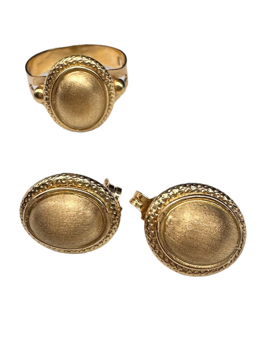 18K Gold Earrings and Ring Set with Timeless Design, Made in Italy