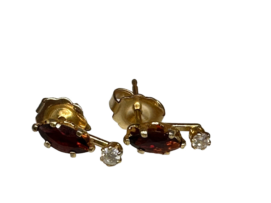 Vintage 14K Gold Stud Earrings With Red Gemstone-EZ Jewelry and Decor