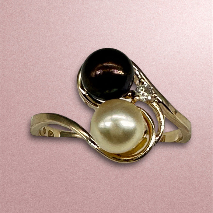 Ring with White and Brown Pearl and Diamond in 14k Gold,Size 6.6