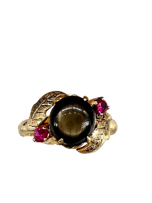 18k Gold & Ruby Ring with a Smoky Quartz Gemstone in Center, Size 4.7.-EZ Jewelry and Decor