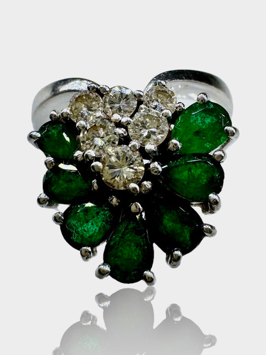 Ring Emerald and Diamond Peacock Design Antique Ring with 17k Gold, ring size 5.5