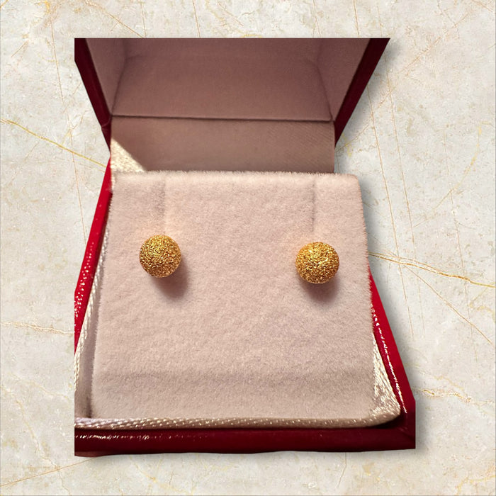 18k Gold Textured Balls Stud Earrings-EZ Jewelry and Decor