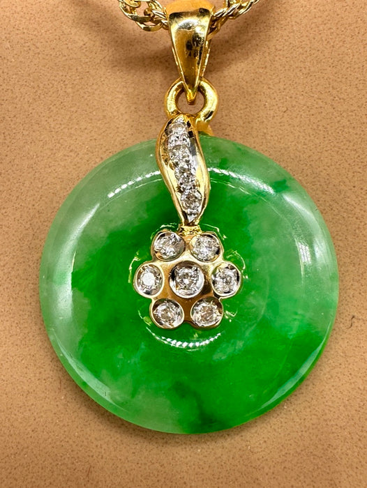 Jade and Diamond Pendant Disk, 1in T. 20k Gold, Diamond and Jade, Vintage Chinese Jewelry-EZ Jewelry and Decor