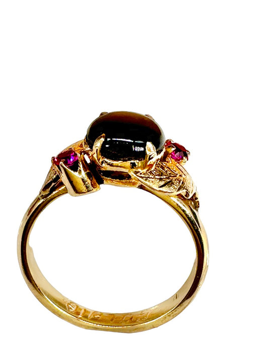 18k Gold & Ruby Ring with a Smoky Quartz Gemstone in Center, Size 4.7.-EZ Jewelry and Decor