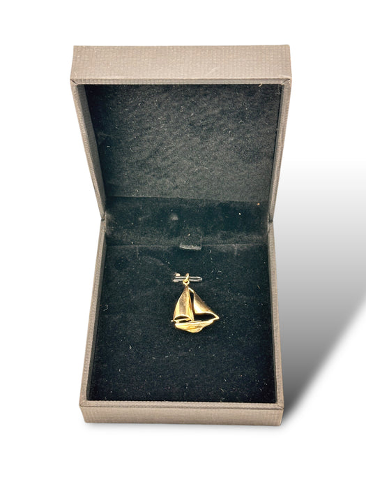 Sailboat Pendant 14k Yellow Gold Pendant, 1in