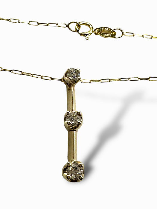 10K Gold Pendant  Necklace with Three Graduate Diamonds Italy. 18"-EZ Jewelry and Decor