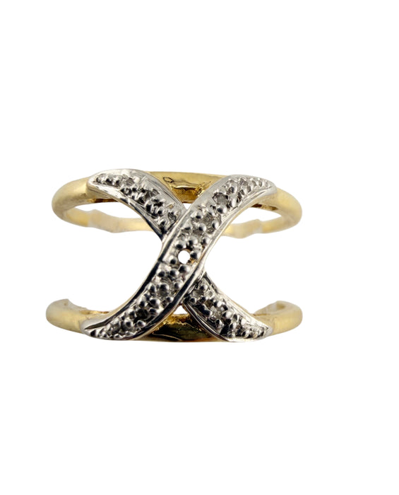 14K Gold and Diamond X Shape Ring Size 6 | Elegant Crossover Diamond Ring