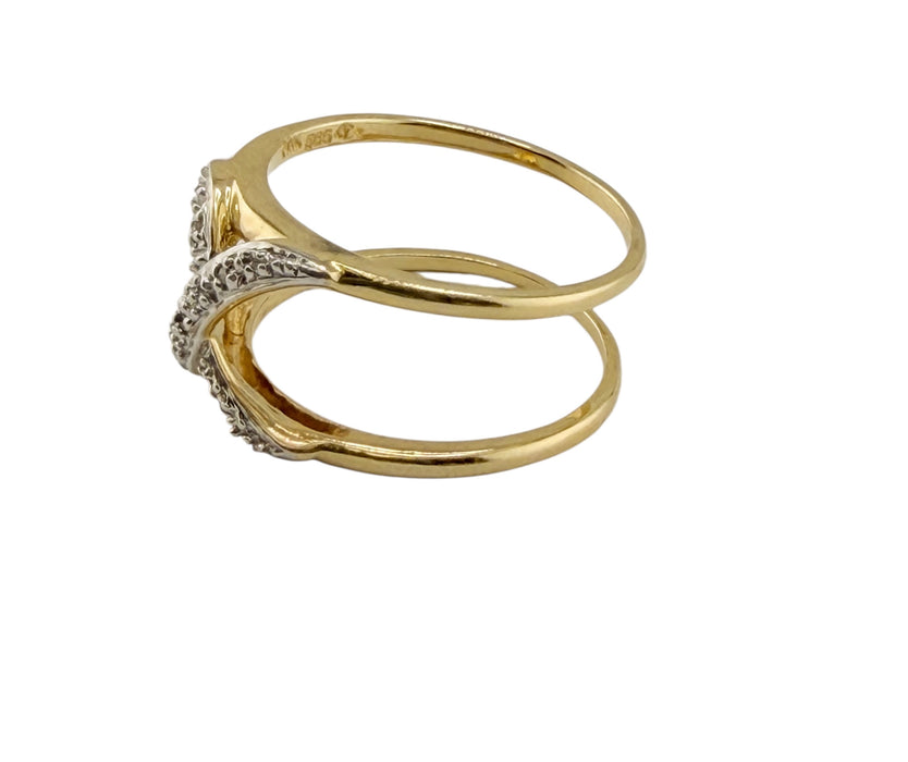 14K Gold and Diamond X Shape Ring Size 6 | Elegant Crossover Diamond Ring