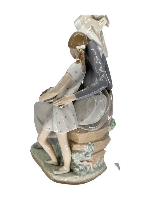 Retired Lladro Mother Figurine, Glazed, Made in Spain 15”-EZ Jewelry and Decor