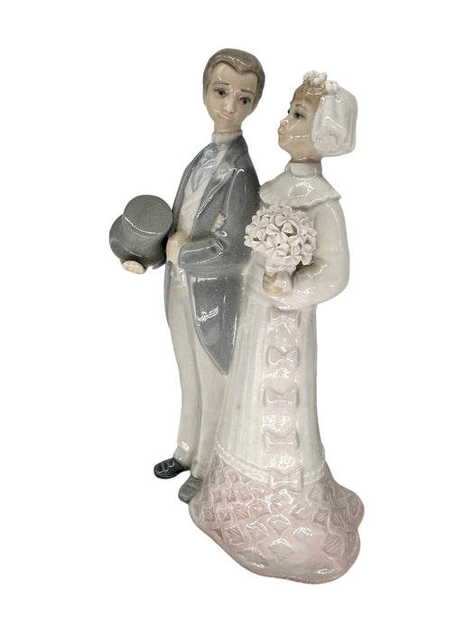 Retired Lladro Wedding Figurine, Handmade in Spain, 7.7in-EZ Jewelry and Decor