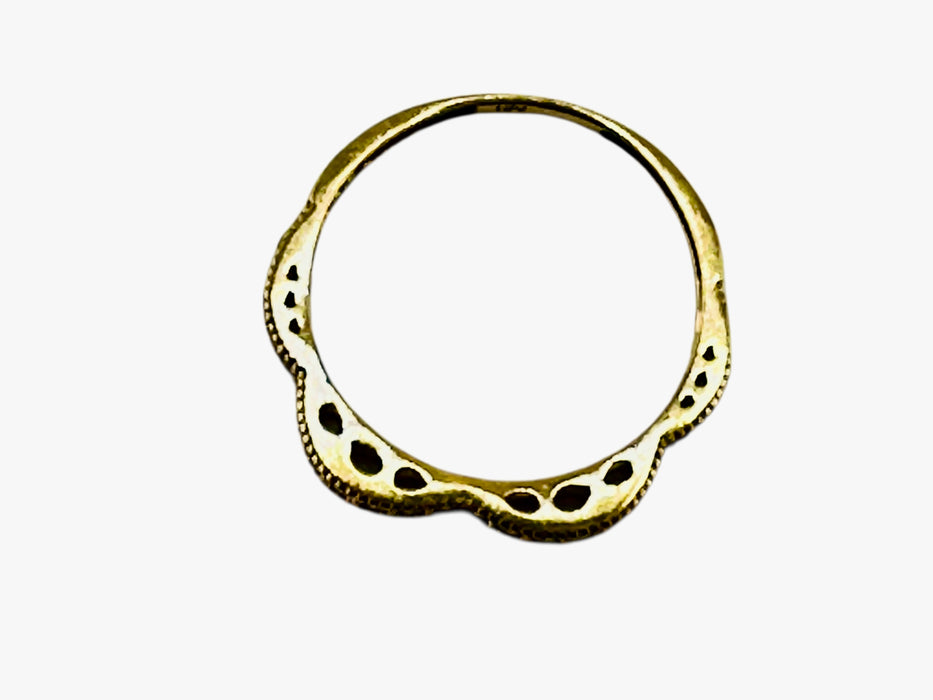 18k Gold  Band Ring | Elegant Wavy Design | Hallmarked 750 | Size 6.2