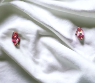 18K Spinel Stud Earrings, Small Natural Red Spinel Stud Earrings, Almond shape-EZ Jewelry and Decor