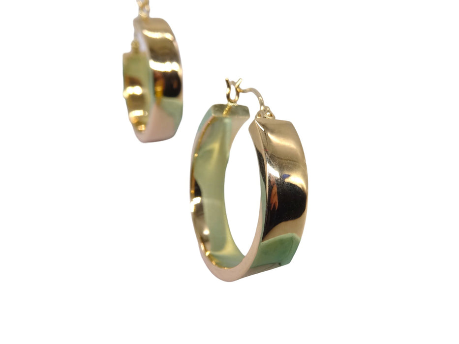 Timeless 18k Gold Hoops Earrings. 1in h, 3.9g