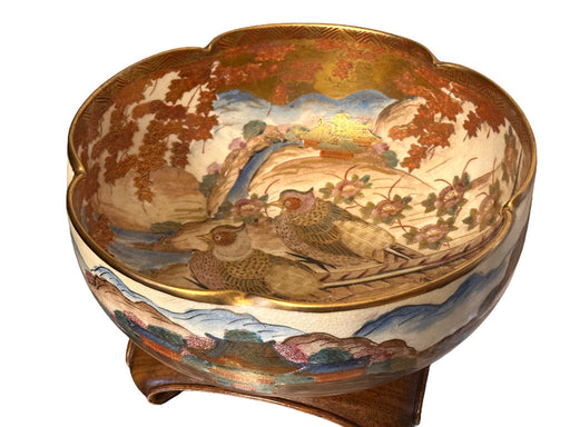 Antique Japanese Satsuma 8.5in Bowl on Wooden Stand, Hand Made & painted. Taisho period Signed & Trimmed in Gold-EZ Jewelry and Decor