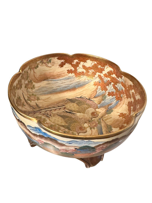 Antique Japanese Satsuma 8.5in Bowl on Wooden Stand, Hand Made & painted. Taisho period Signed & Trimmed in Gold-EZ Jewelry and Decor
