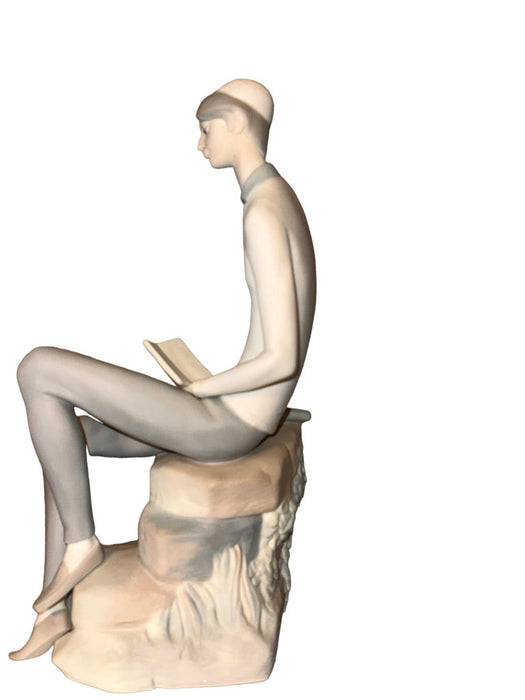 Retired Lladro Porcelain Hebrew Student. Porcelain Figurine. No. 4825. 11.5” T, Hand Made In Spain-EZ Jewelry and Decor