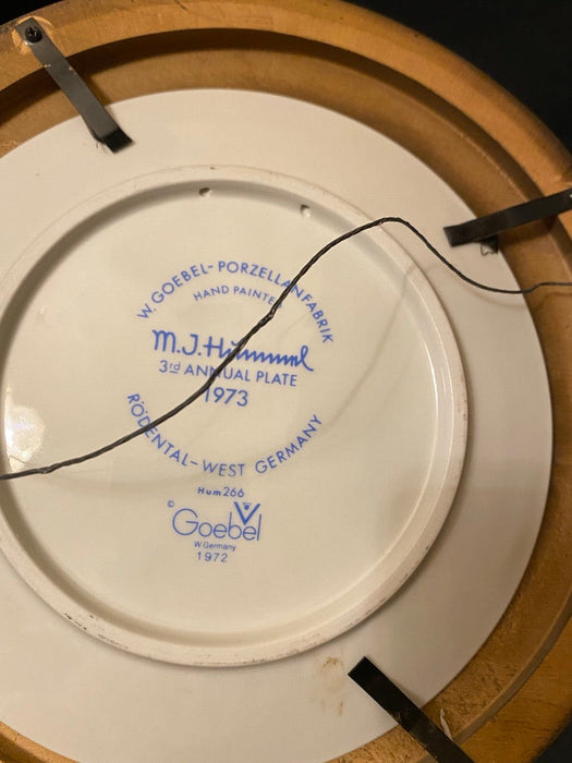 Vintage Goebel Hummel-Annual  Plate 1973-#266- Globe Trotter-EZ Jewelry and Decor