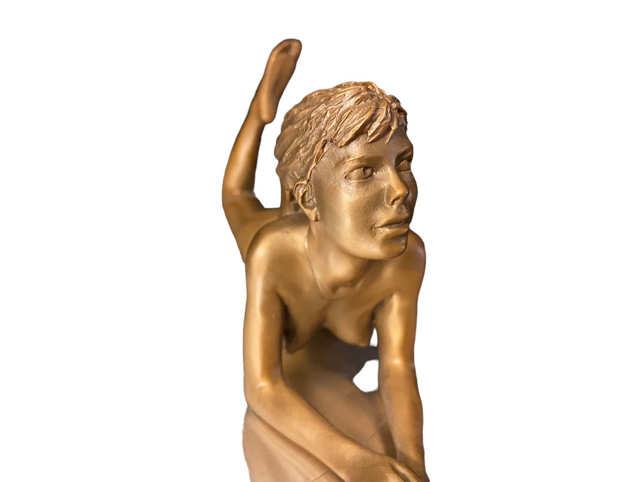 David Parvin Female Nude Bronze Sculpture, "Amanda" Hand Made 9.5” x 3.5”. 217 / 500-EZ Jewelry and Decor