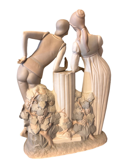 Retired Lladro Romeo and Juliet Porcelain Figurine 18” T, Hand Made In Spain, Matte-EZ Jewelry and Decor