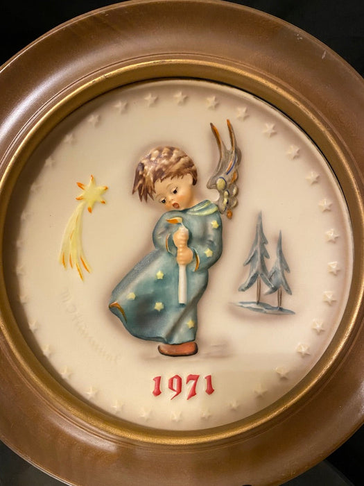 Vintage Goebel Annual Plate 1971Heavenly Angel Hummel  #264-EZ Jewelry and Decor