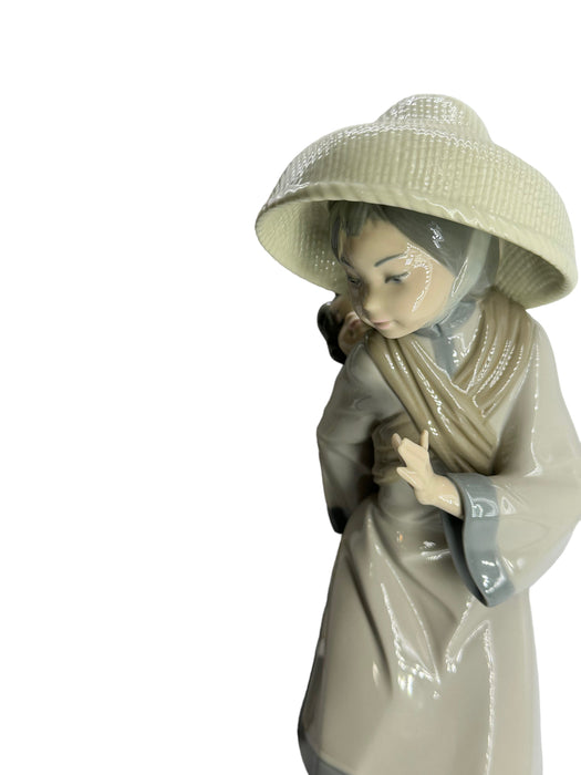 Retired Lladro Chinese With Baby On Her. Hand Made, Hand Painted  In Spain. Porcelain Figurine, Mint in Original Box, Vintage. 10inch tall-EZ Jewelry and Decor