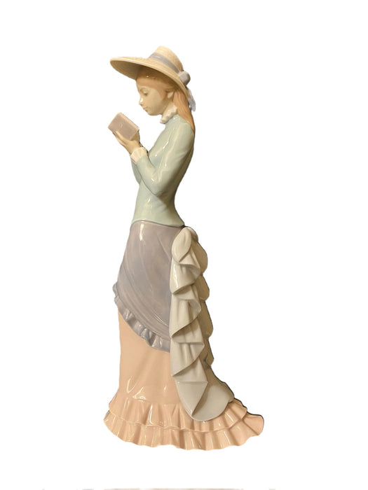 Vintage Lladro Figurine #5000 Lady Reading A Book 14" Handmade In Spain Mint Condition.-EZ Jewelry and Decor