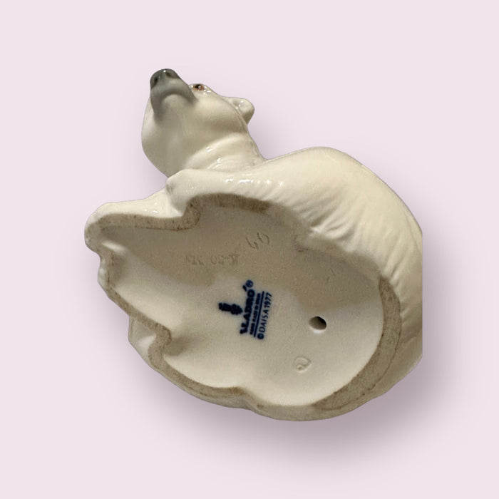 Vintage Lladro Porcelain Polar Bear Seated- 3.5 In. No Box-EZ Jewelry and Decor