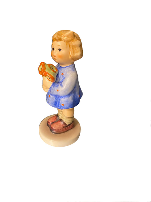 Vintage Goebel Hummel Figurines # 239/ A, Girl With a Nosegay, TMK 7-EZ Jewelry and Decor