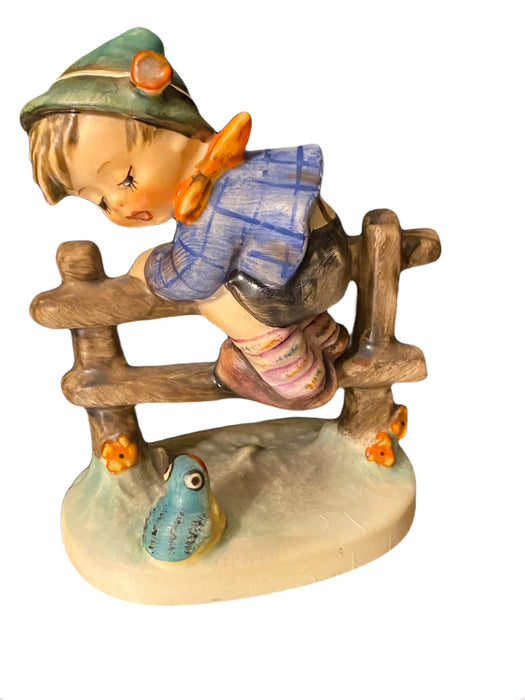 Vintage Goebel Hummel Figurines # 201 2/0: Retreat To Safety - TMK 5-EZ Jewelry and Decor