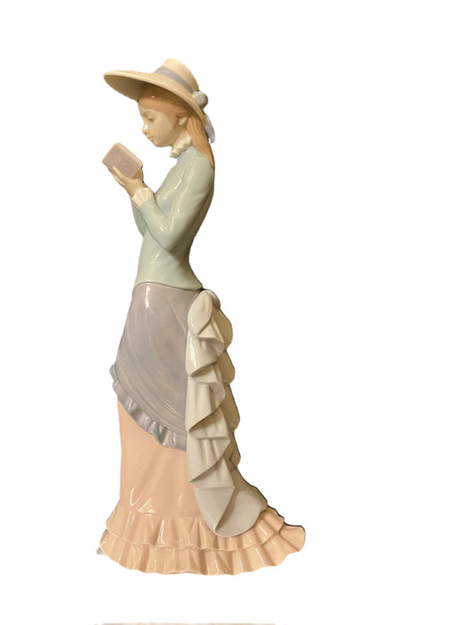 Vintage Lladro Figurine #5000 Lady Reading A Book 14" Handmade In Spain Mint Condition.-EZ Jewelry and Decor