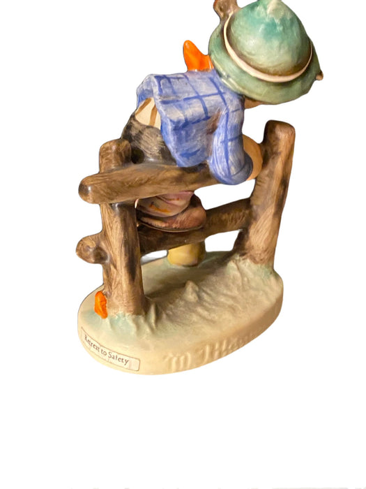 Vintage Goebel Hummel Figurines # 201 2/0: Retreat To Safety - TMK 5-EZ Jewelry and Decor