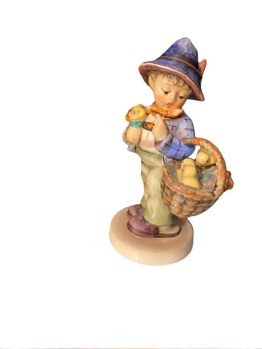 Vintage Goebel Hummel Figurines #378: Easter Greetings TMK 6-EZ Jewelry and Decor