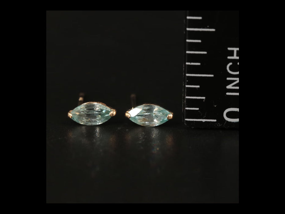 18K Zircon Stud Earrings 0.80 CTW Blue Small Gold Stud Earrings with Gem-EZ Jewelry and Decor