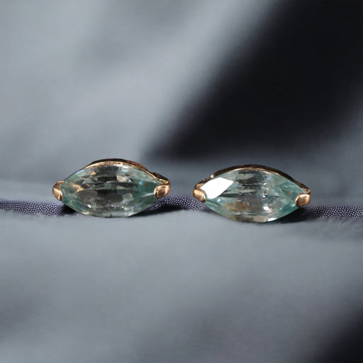 18K Zircon Stud Earrings 0.80 CTW Blue Small Gold Stud Earrings with Gem-EZ Jewelry and Decor