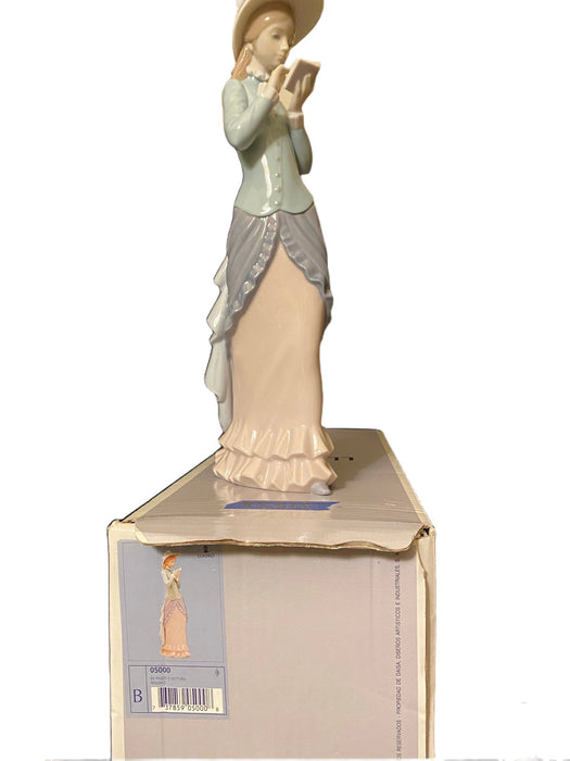 Vintage Lladro Figurine #5000 Lady Reading A Book 14" Handmade In Spain Mint Condition.-EZ Jewelry and Decor