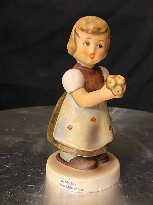 Hummel Figurine# 257 2/0.For Mother.  4"T, TMK 6, 1984-EZ Jewelry and Decor